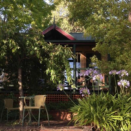 Willowlake Cottages Howqua Eksteriør bilde