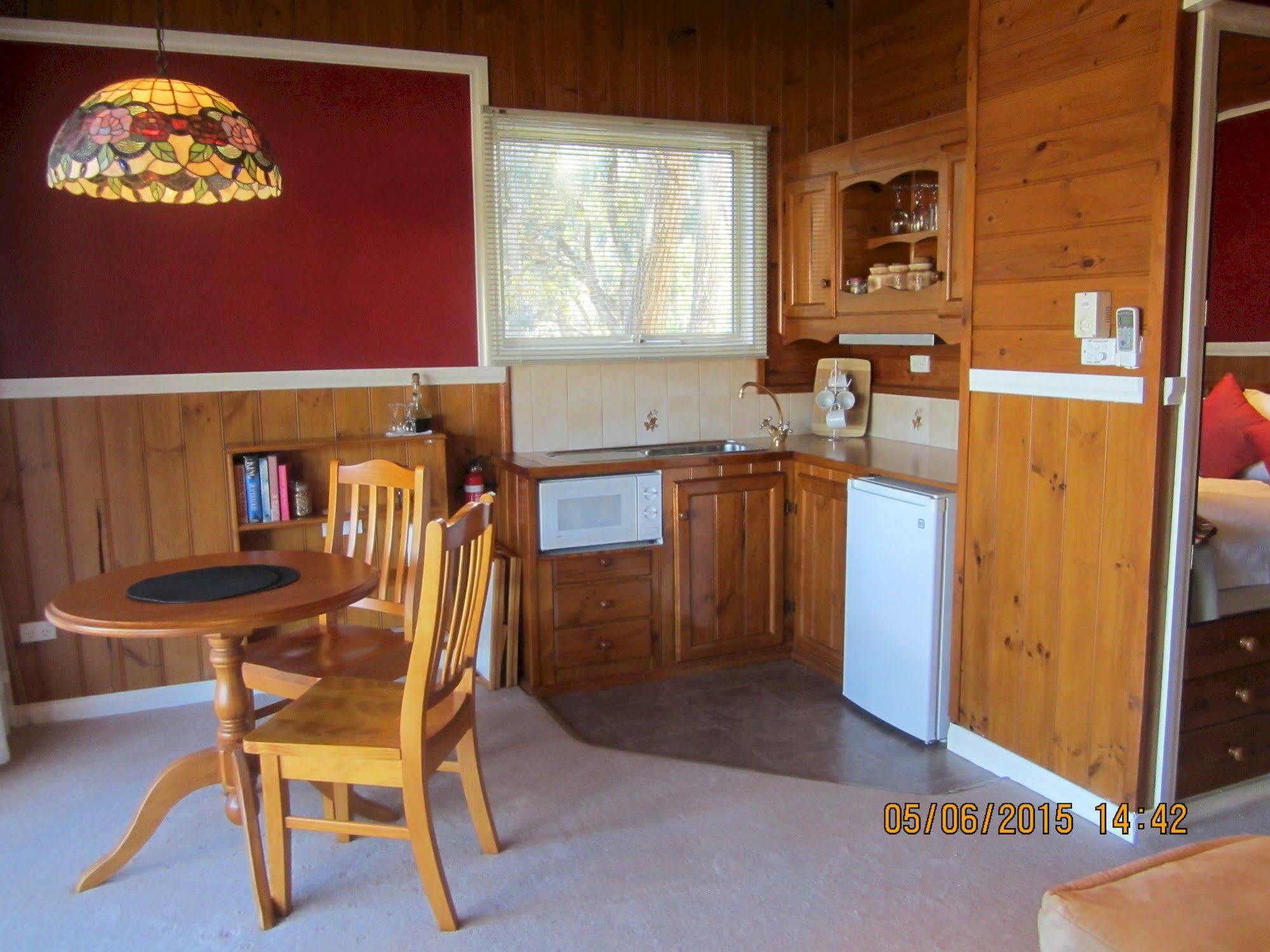 Willowlake Cottages Howqua Eksteriør bilde
